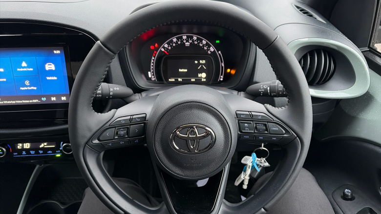 Toyota Aygo X 1.0 VVT-i Edge 5dr Petrol Hatchback